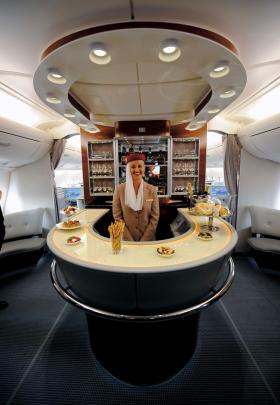 Salon w klasie biznes (Emirates Airline).