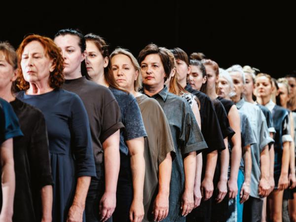 „Matki. Pieśń na czas wojny”, reż. Marta Górnicka