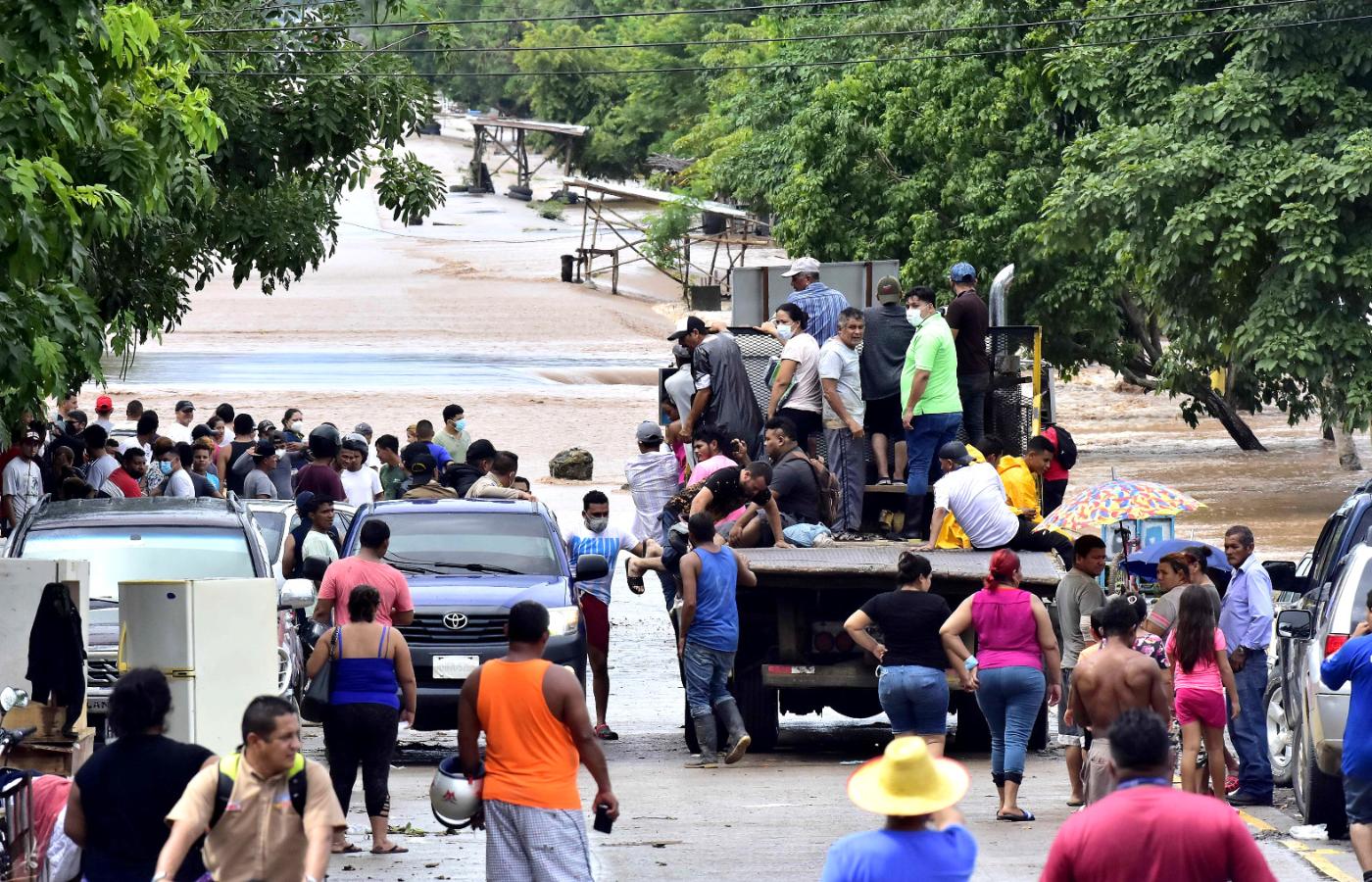 Honduras po uderzeniu huraganu Eta, listopad 2020 r.