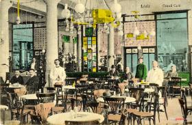Wnętrze Grand Cafe w 1915 r.