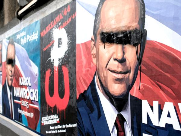 Plakaty wyborcze Karola Nawrockiego w Warszawie
