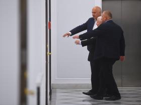 PiS mieści się w polskiej normie polityki, jest tak samo dobry, a zwłaszcza tak samo zły jak inni.