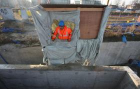 Sygnalista dźwigowy, stacja Powiśle.