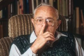 Swój pisarski wizerunek kontrolował też Stanisław Lem.