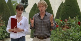 Carla Bruni i Owen Wilson na planie filmu „O północy w Paryżu”