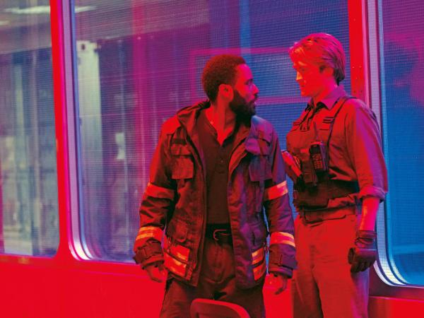 Robert Pattinson w filmie „Tenet” Christophera Nolana (2020 r.).