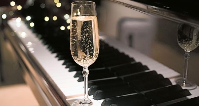 Gdyby Chopin żył, toby pił: szampana, czerwonego burgunda, słodki tokaj.