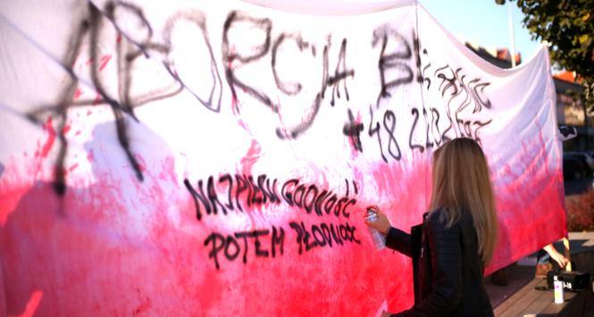 Manifestacja Ratujmy Kobiety w Szczecinie