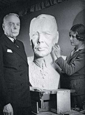 Dowódca Reichswehry Hans von Seeckt uważał, że Polska została sztucznie stworzona przez Francję, by zastąpić Rosję w wywieraniu od wschodu presji na Niemcy.