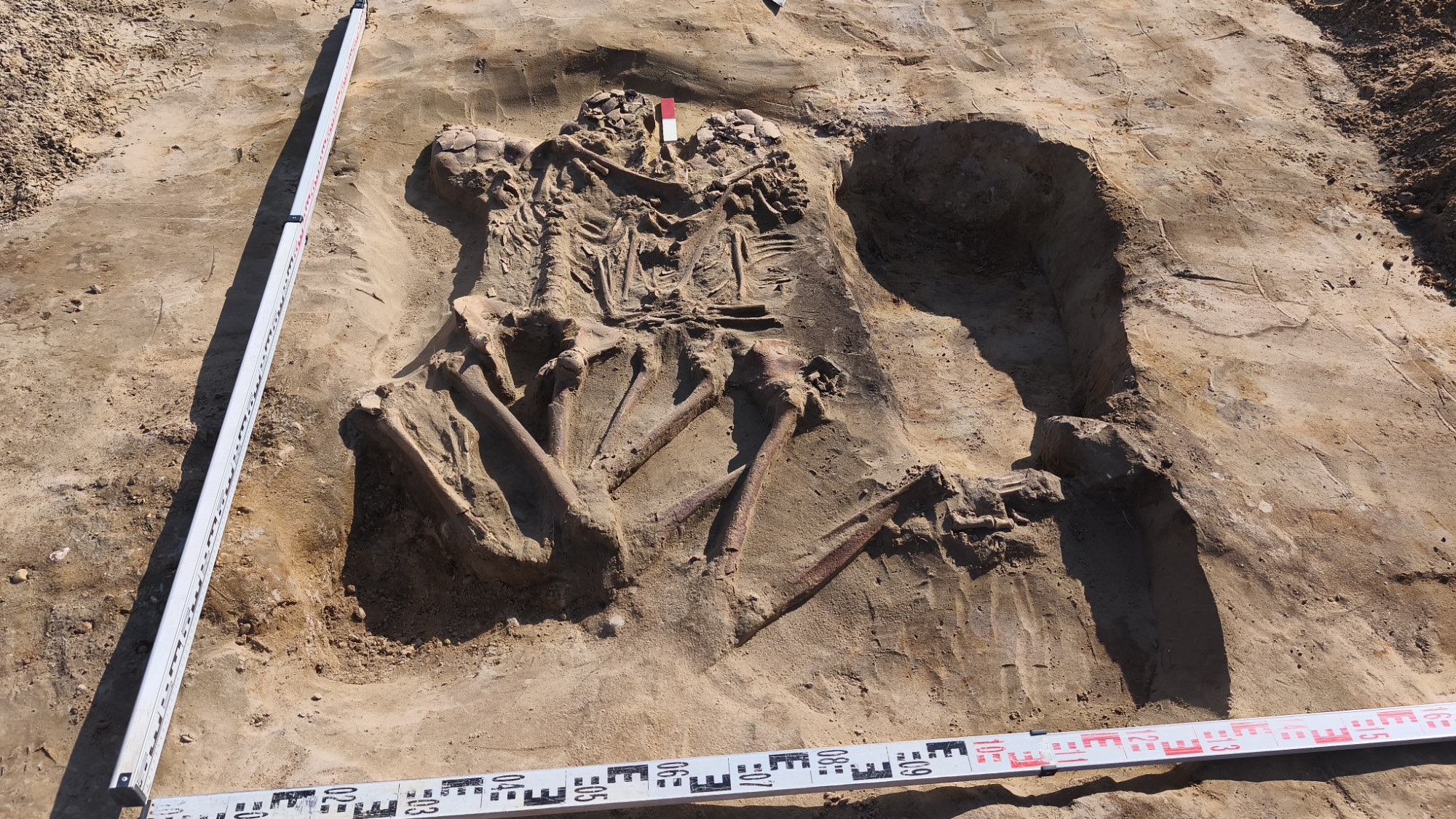 Miłość i śmierć w mezolicie. Archeolodzy odsłonili wyjątkowy grób