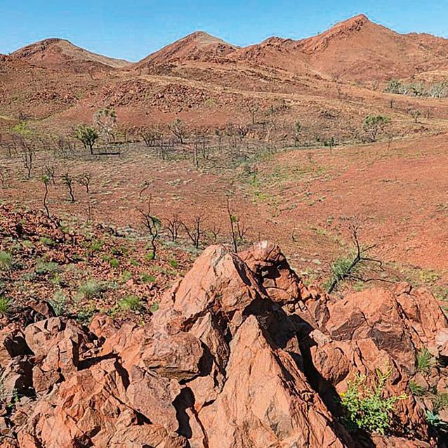Krajobraz kratonu Pilbara w zachodniej Australii. Odnaleziono tu ślady po najstarszym kraterze impaktowym.