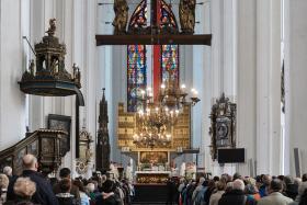 Katolicy są najbardziej prorynkowo nastawieni ze wszystkich badanych religii.