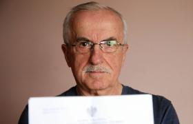 Roman Wawrzyniak, sprawca kradzieży śliwki w czekoladzie, został skazany na miesiąc ograniczenia wolności i 20 godzin prac społecznych.