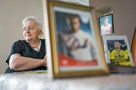 Felicja Brzęczek  (babcia Kuby Błaszczykowskiego):  – Bardzo lubiliśmy z mężem piłkę...