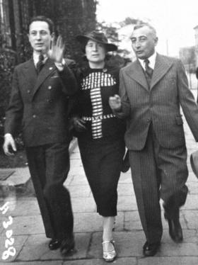 Władysław Szpilman z rodzicami w 1935 r.
