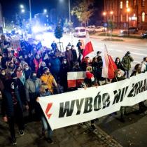 Protest przeciwko orzeczeniu TK w Olsztynie