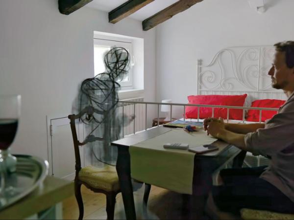 „Q: Nadchodzi burza”, reż. Cullen Hoback