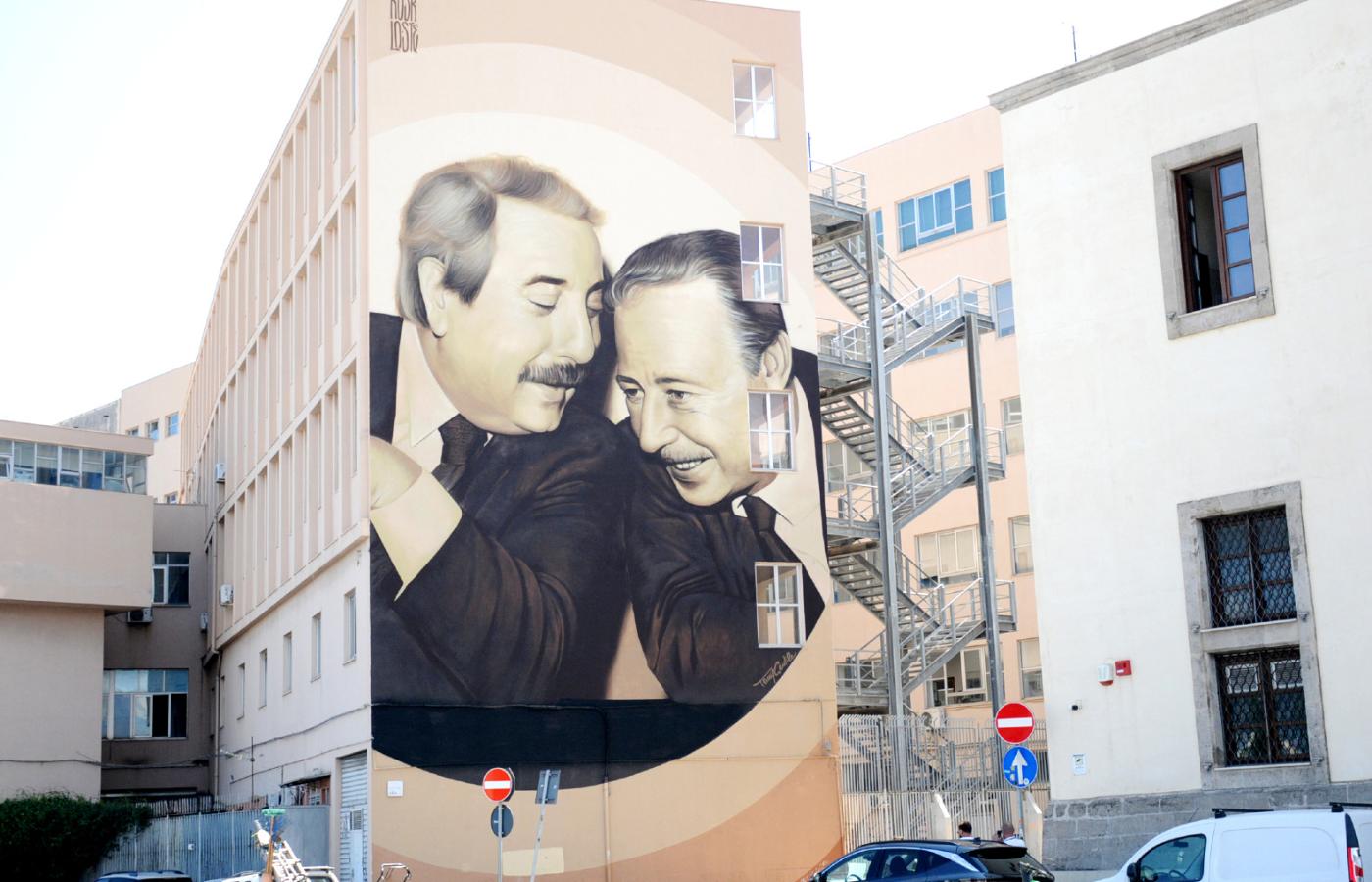 Palermo. Mural przedstawiający Paolo Borsellino i Giovanniego Falcone