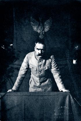 Piłsudski wyrastał ponad epokę, w której przyszło mu żyć.
