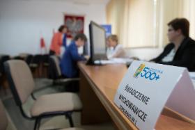 Pracownicy socjalni to jedna z najsłabiej opłacanych grup w administracji publicznej, a jednocześnie bardzo potrzebny.