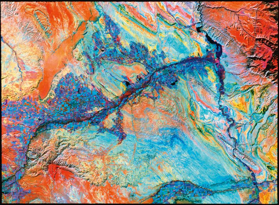 Satelitarna fotografia wychodni skalnych Bighorn ze skamieniałościami (kolory sztucznie nadane).