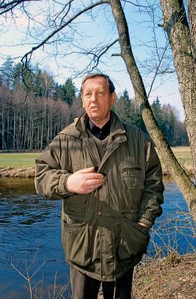 Szyszko jest bardzo uparty. Strzelać i rąbać to jego filozofia wobec lasu.