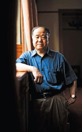 Mo Yan, laureat nagrody literackiej (2012 r.).