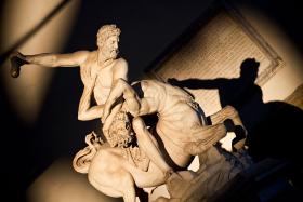 Herkules pokonujący Centaura, rzeźba na Piazza della Signoria we Florencji
