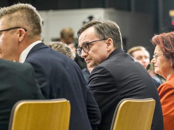 Zbigniew Ziobro przed sejmową komisją regulaminową.