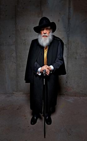 James Randi wzorował się na mistrzu sztuczek Harrym Houdinim.