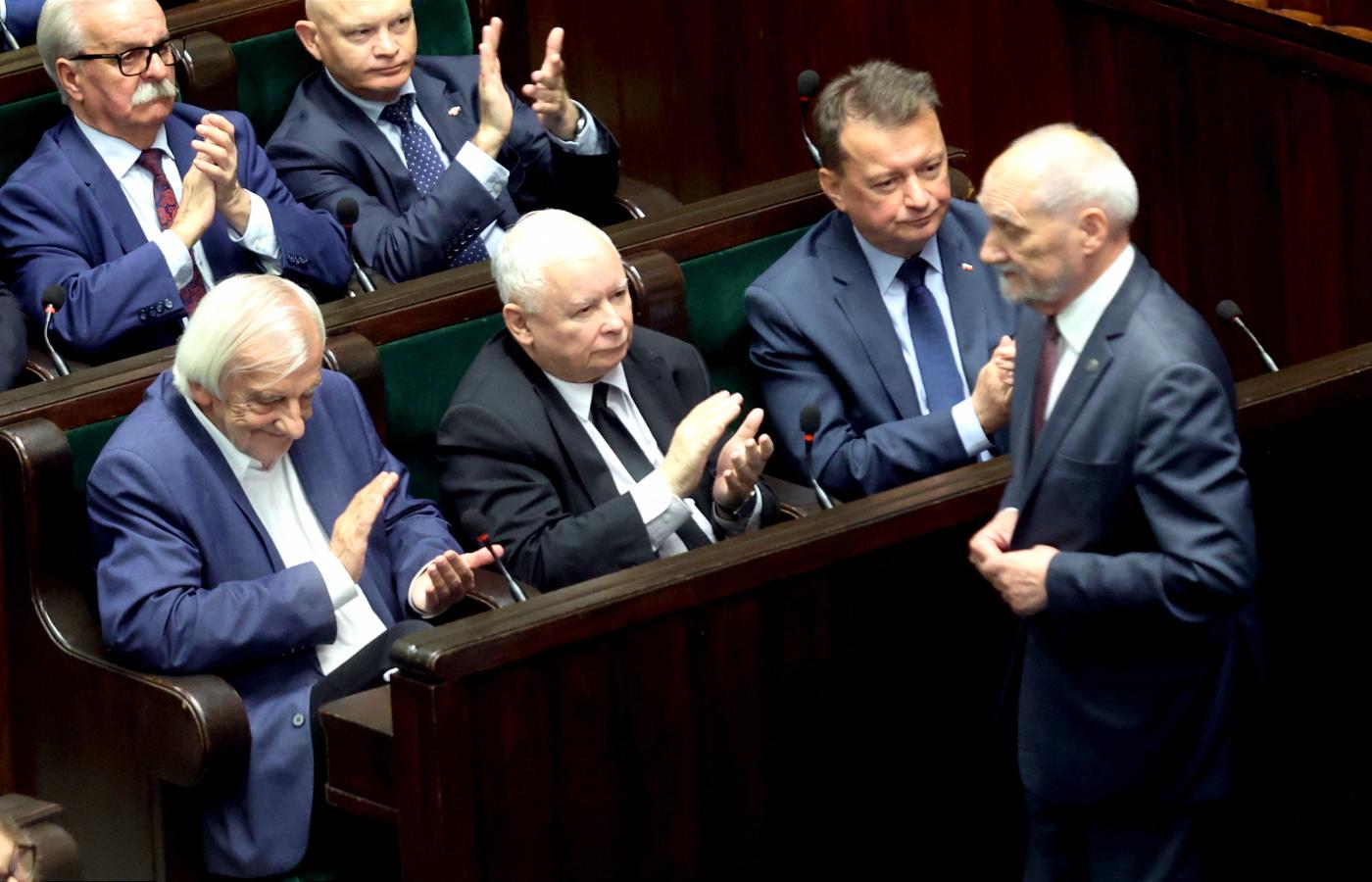 Jarosław Kaczyński, Antoni Macierewicz, Ryszard Terlecki, Mariusz Błaszczak. Sejm, 14 września 2022 r.