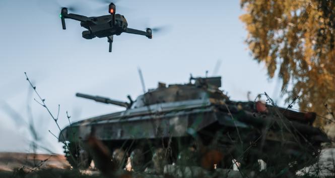 Czy można prowadzić działania wojenne bez sprzętu ciężkiego?