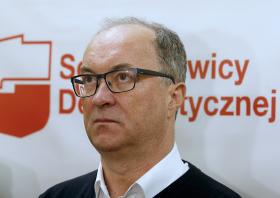Samodzielną drogą podąża SLD pod kierunkiem Włodzimierza Czarzastego, walczący o powrót na scenę polityczną.