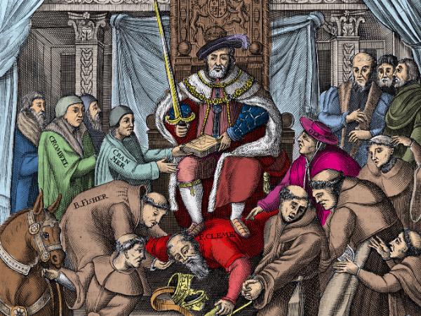 Henryk VIII triumfujący nad papieżem Klemensem VII. Po prawicy króla stoi jego główny doradca Thomas Cromwell i arcybiskup Canterbury Thomas Cranmer. Pokonanego papieża podtrzymują kardynałowie John Fisher i Reginald Pole, którzy odmówili poparcia Henryka w sporze z Rzymem. Angielski drzeworyt z 1570 r.