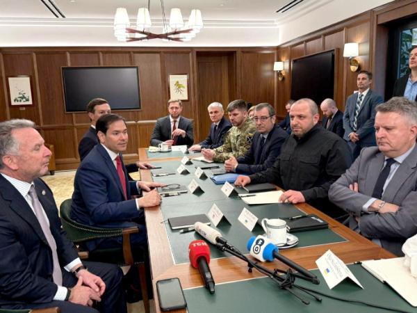 Delegacje USA i Ukrainy na Florydzie