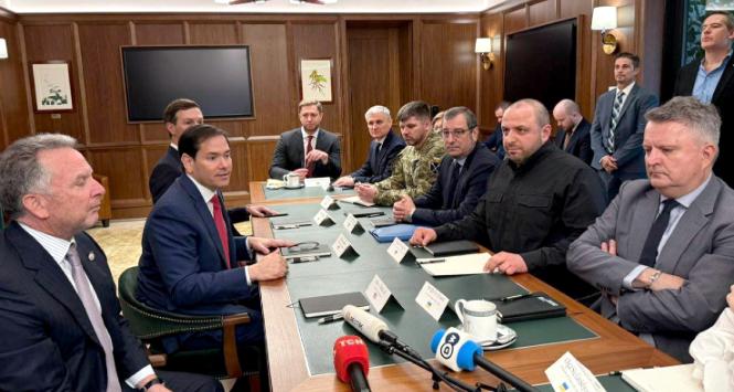 Delegacje USA i Ukrainy na Florydzie