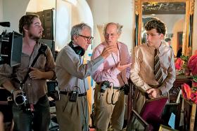 Vittorio Storaro z Woodym Allenem przy pracy nad „Śmietanką towarzyską”.