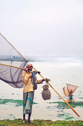 Łańcuch ma potencjał, aby wyciągnąć z biedy miliony ludzi, którzy utknęli w niej przez zacofanie technologiczne swojego kraju czy korupcję władz.