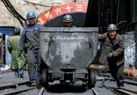 Do 2015 r. wydobycie węgla w Państwie Środka ma wzrosnąć do 3,8 mld ton.