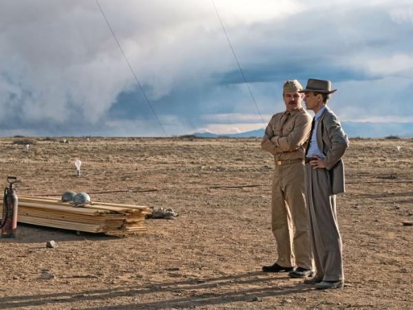 Kadr z filmu „Oppenheimer” – 180 min.