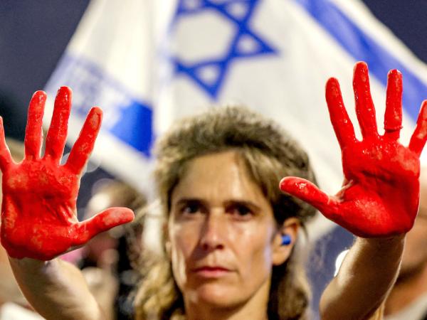 Izraelskie protesty antyrządowe na rzecz powrotu zakładników porwanych do Gazy, sierpień 2025 r. 