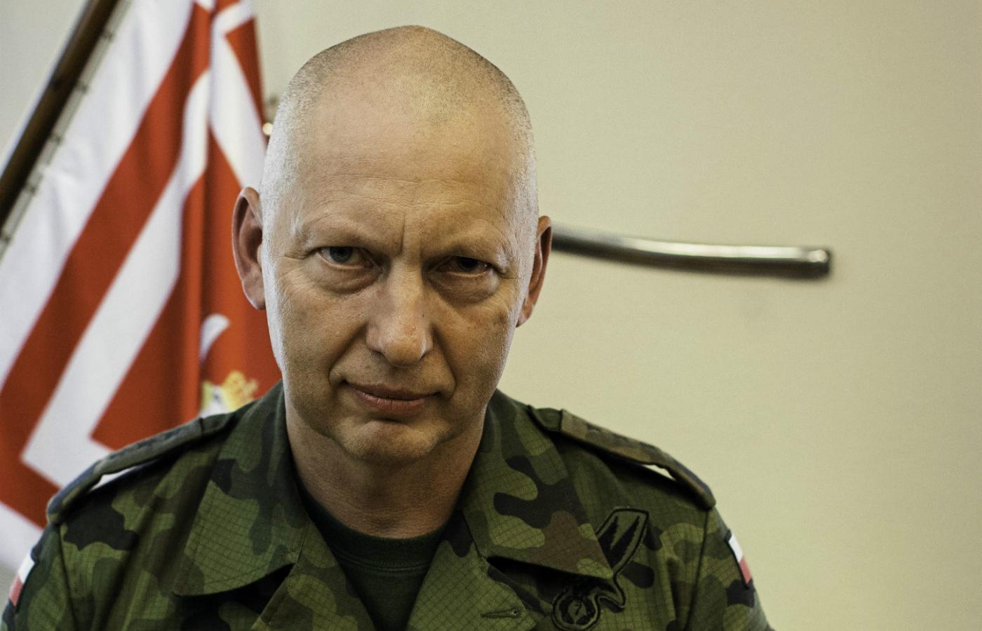 Gen Miroslaw Rozanski Odchodzi Z Armii