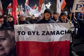 Rosjanie doskonale zdają sobie sprawę z tego, co wywołuje w Polsce silne reakcje związane ze Smoleńskiem, i potrafią je podsycać.