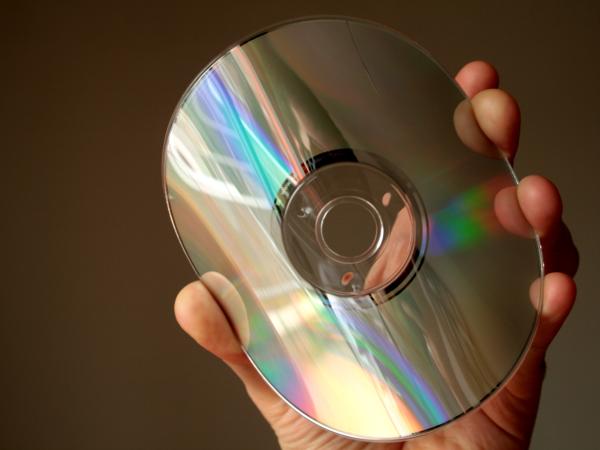 „Wiara ludzi w to, że nowe techniki umożliwią rzeczywiście poprawę jakości dźwięku, to w dużej mierze złudzenie” - mówi Piotr Nykiel.