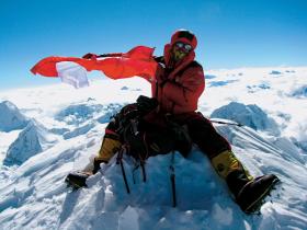 Adam Bielecki na Makalu, piątym szczycie ziemi.