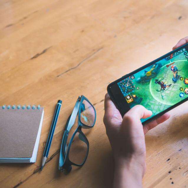 Czy potrafilibyśmy dziś żyć bez smartfonów?