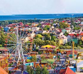 We Władysławowie chaotycznie i pstrokato. Ale co roku jest i na to klientela.