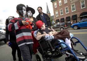 Zabawa w Salem, najsłynniejszym amerykańskim mieście czarownic z najsłynniejszą na świecie paradą zaduszkową.