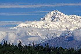 Mount McKinley, czyli tak naprawdę Denali, na Alasce.