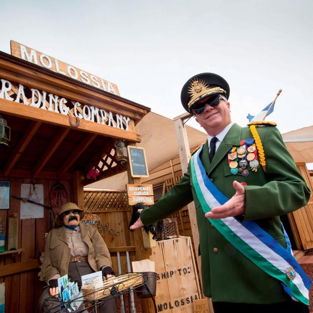Molossia w stanie Nevada. Jej prezydent wita nowych obywateli z otwartymi rękami…